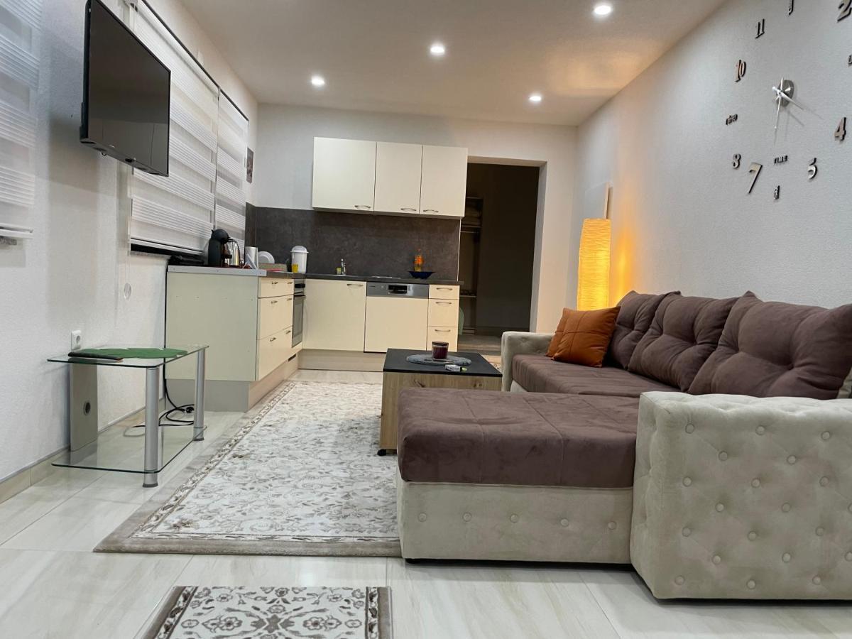 Apartman Cuprija 카진 외부 사진